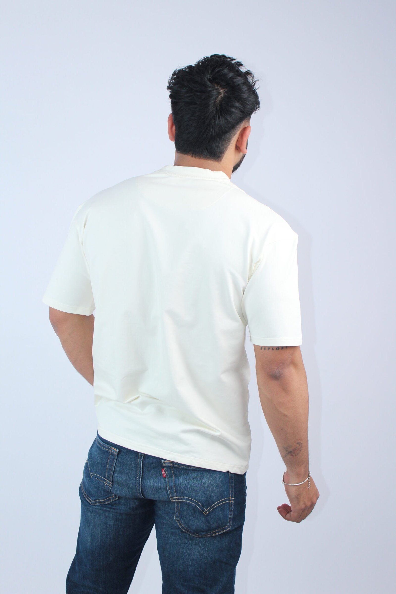 Oversized Breathable OFF-White T-Shirt - Calywer