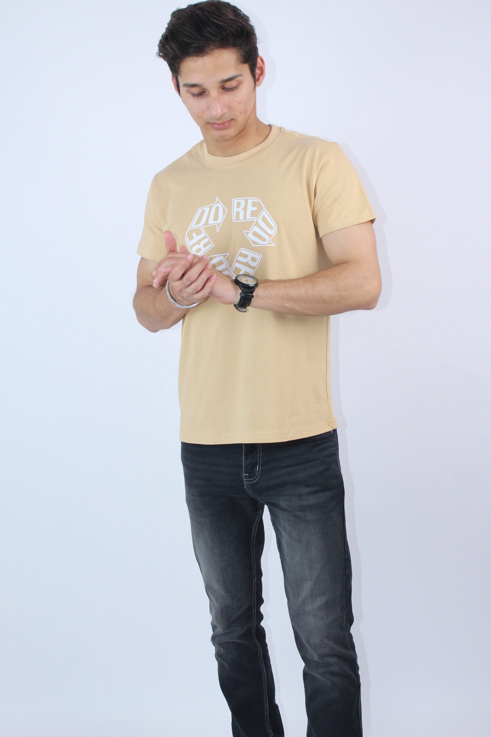 Men's Slim Regular Fit T-Shirt - Calywer