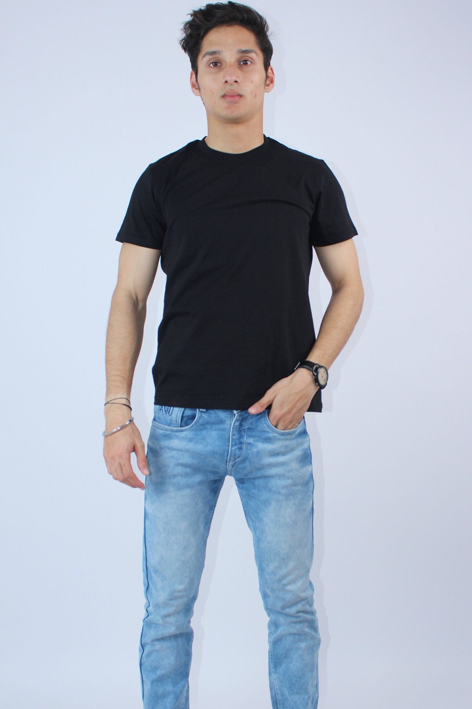 Slim Fit Stretch Black T Shirt For Men - Calywer