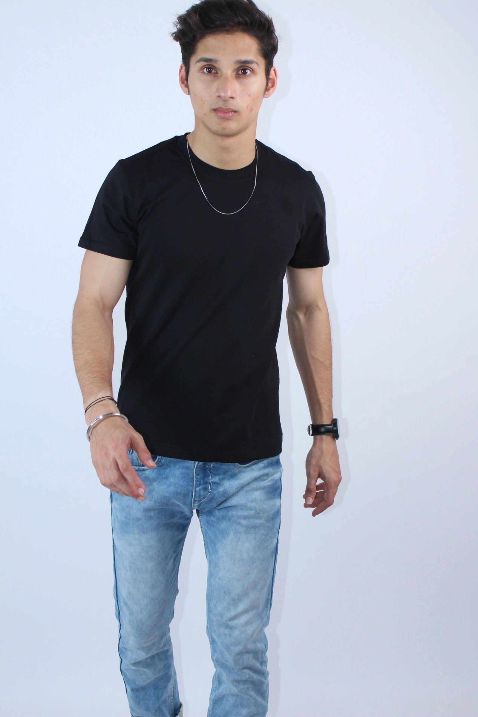 Slim Fit Stretch Black T Shirt For Men - Calywer