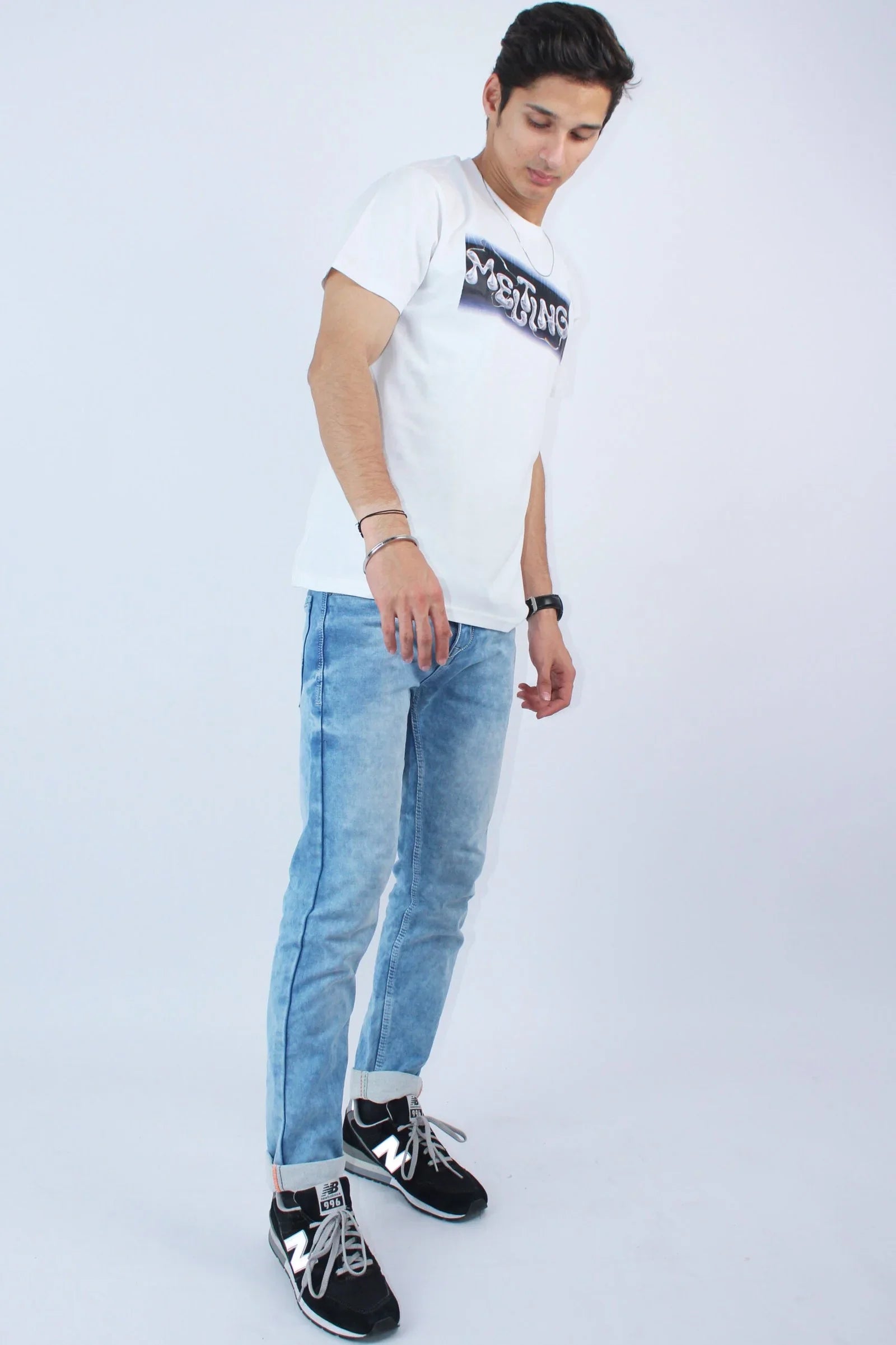 Men's White Printed Slim Fit T-Shirt - Calywer