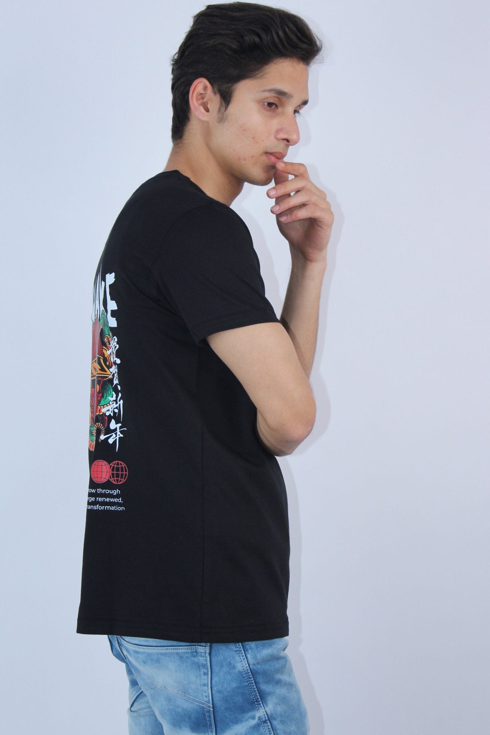 Men's Regular Slim Fit Black T-Shirt - Calywer