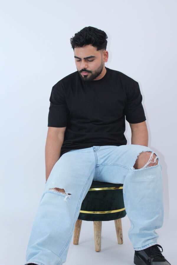 Printed Oversized Fit Solid Black T-shirt - Image 5