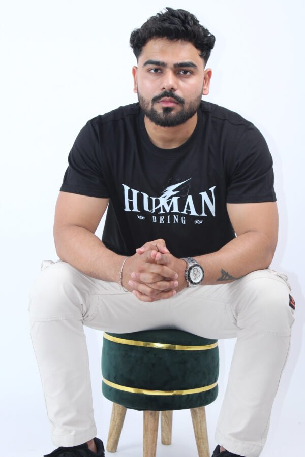 Slim Regular Fit Solid Black T-Shirt - Image 5